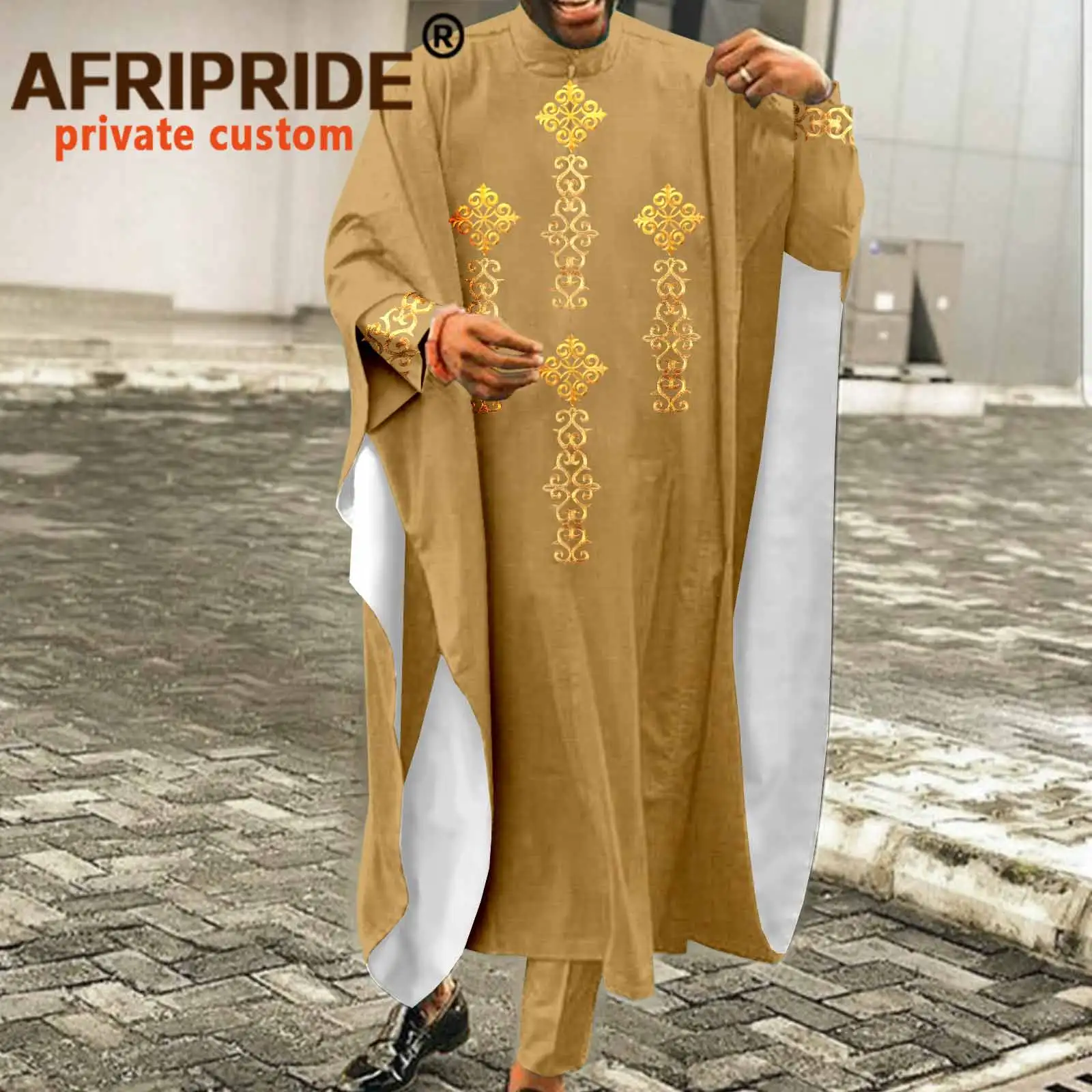 African Clothes for Men Embroidery Coats Dashiki Shirts Ankara Pants 3 Piece Set Wedding Evening Outfits Agbada Robe A2116013