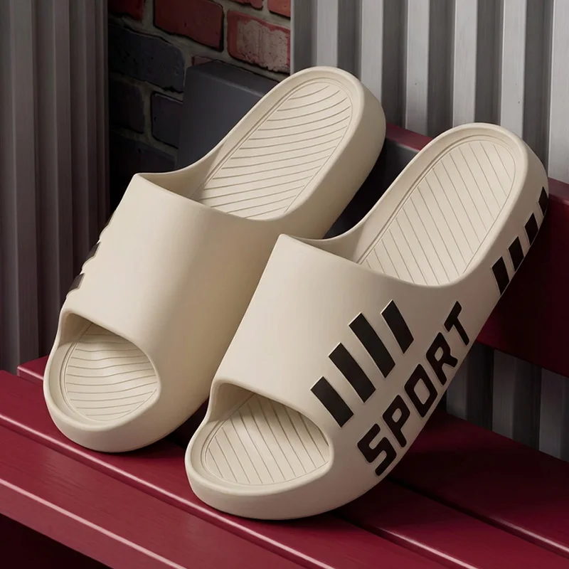 

Summer Men's Fashion Indoor Outdoor Sportwear Slipper Thick Sole Comfortable House Slides for Man Plus Size 45 Beach Slippers