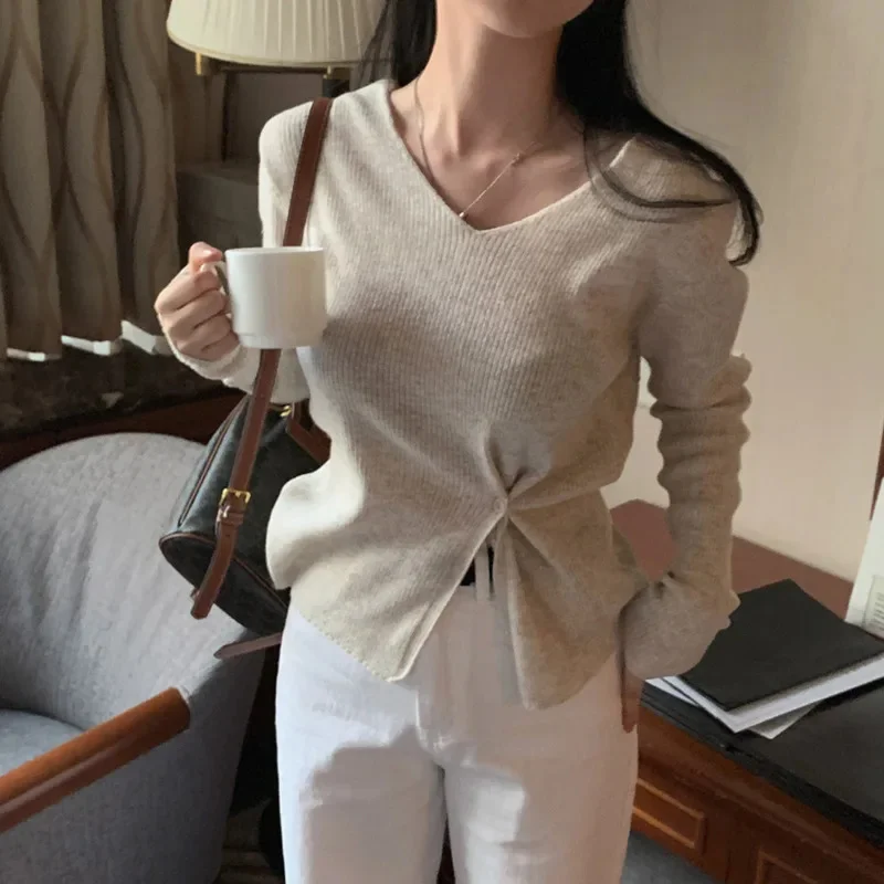 

Chic Knitted Wool Blouse Female Spring Autumn Blouse Temperament Fold V-neck Slit Loose Waist Pullover Long-sleeved Shirt New