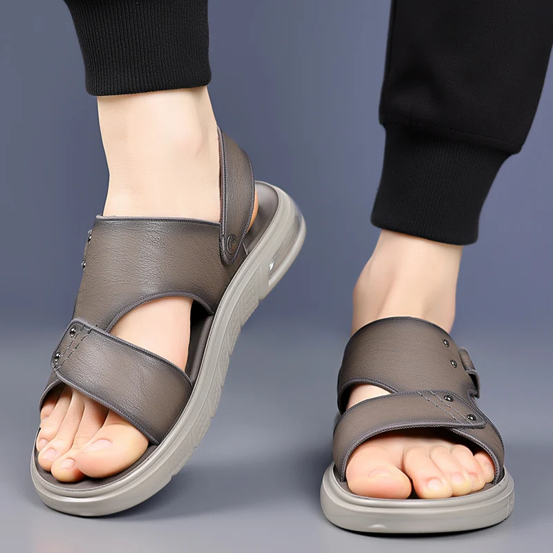 Sommer neue Outdoor Echt leder Herren Casual Sandalen hochwertige Marke Strands chuhe Mode Wassers chuhe Walking Schuhe