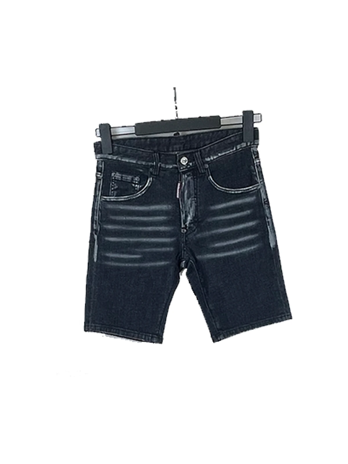 

2024 Spring/Summer New D2 Jeans Trendy Men's Water Washed Worn Hole Patch Car Logo Small Feet Blue Denim Shorts Men