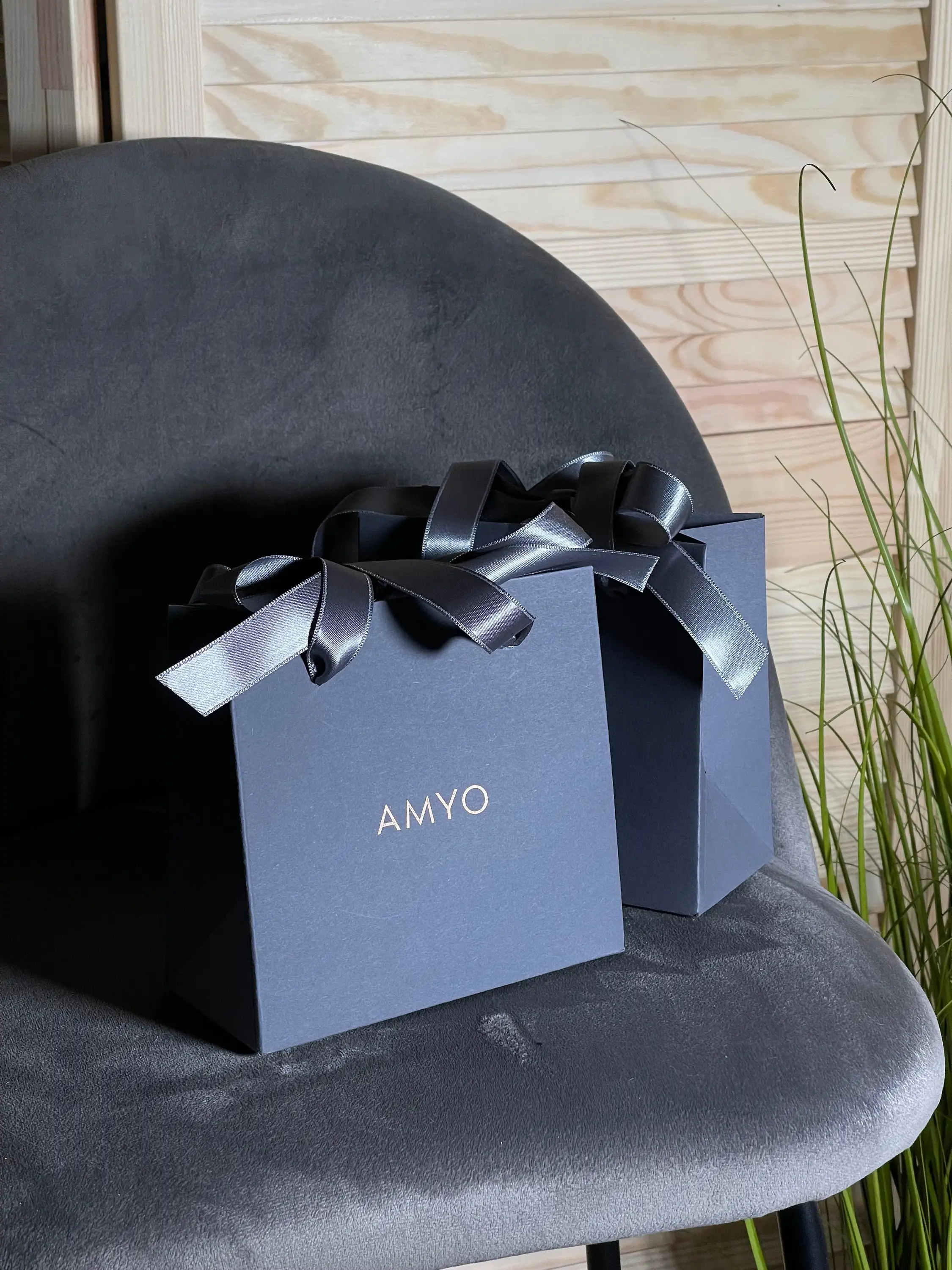 50 قطعة من أكياس التسوق باللون الرمادي الداكن حقيبة مستحضرات التجميل مع شعار مخصص أكياس تغليف الهدايا للضيوف حقيبة تغليف لديكور المنزل على شكل شمعة #3