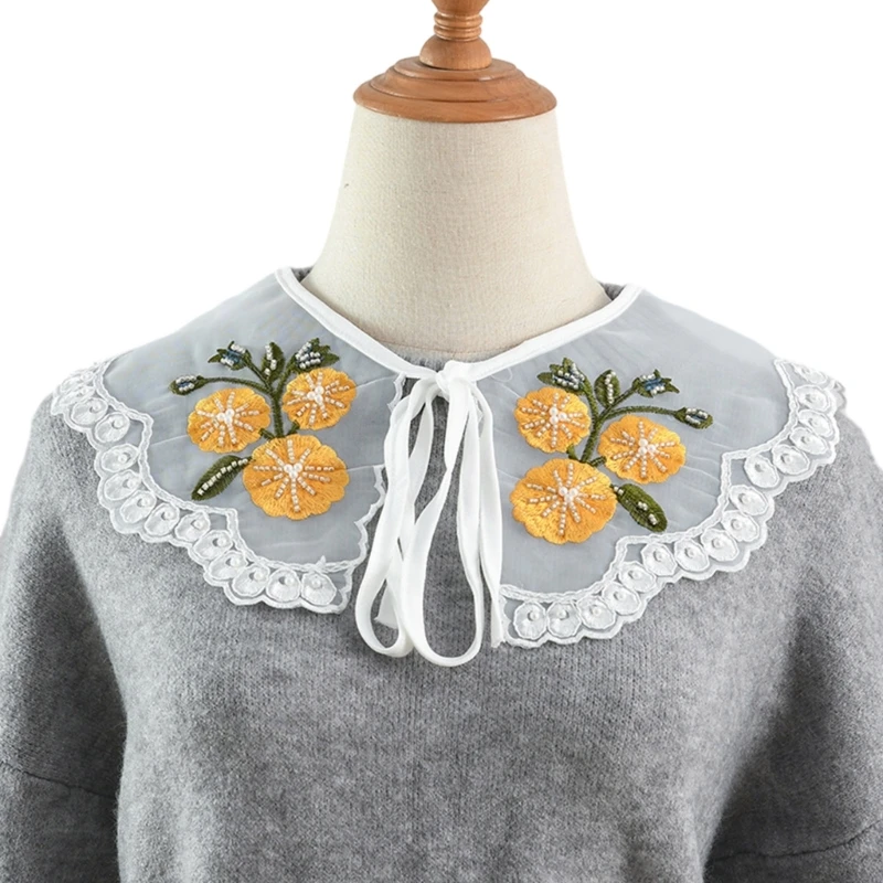 

Woman Embroidered Floral Pattern False Collar for Chinese Wedding Dress Decor