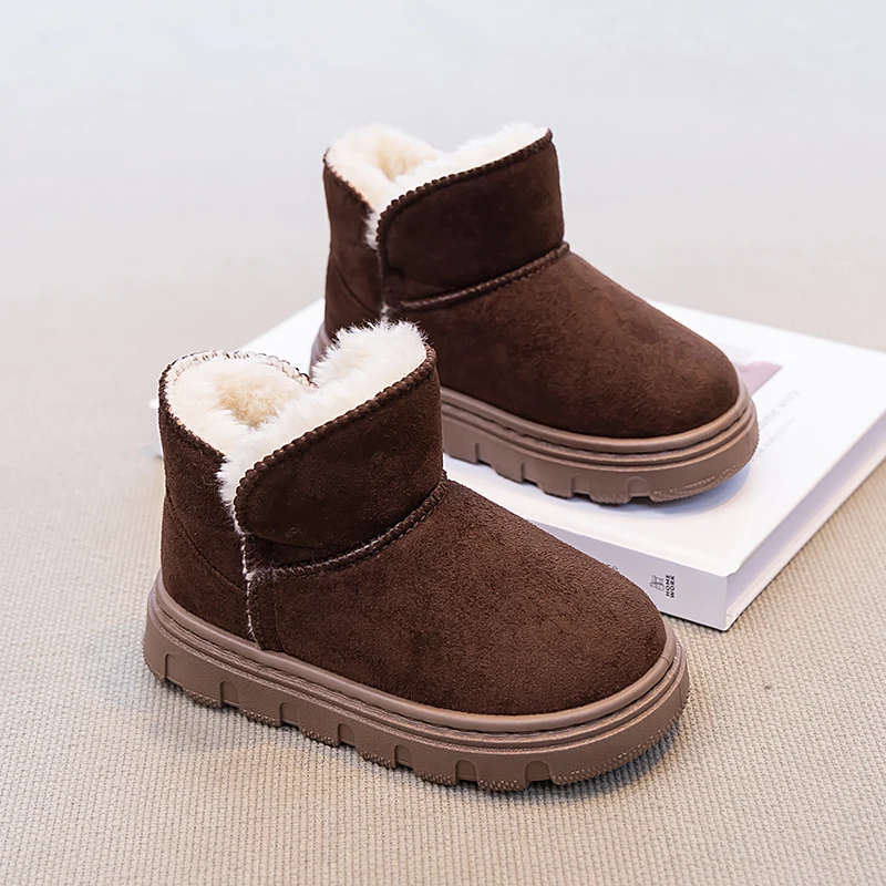 Botas gruesas de cuero con forro de felpa para niños y niñas, botas cálidas de algodón para invierno, antideslizantes, sencillas y versátiles, uso diario escolar, novedad de 2025