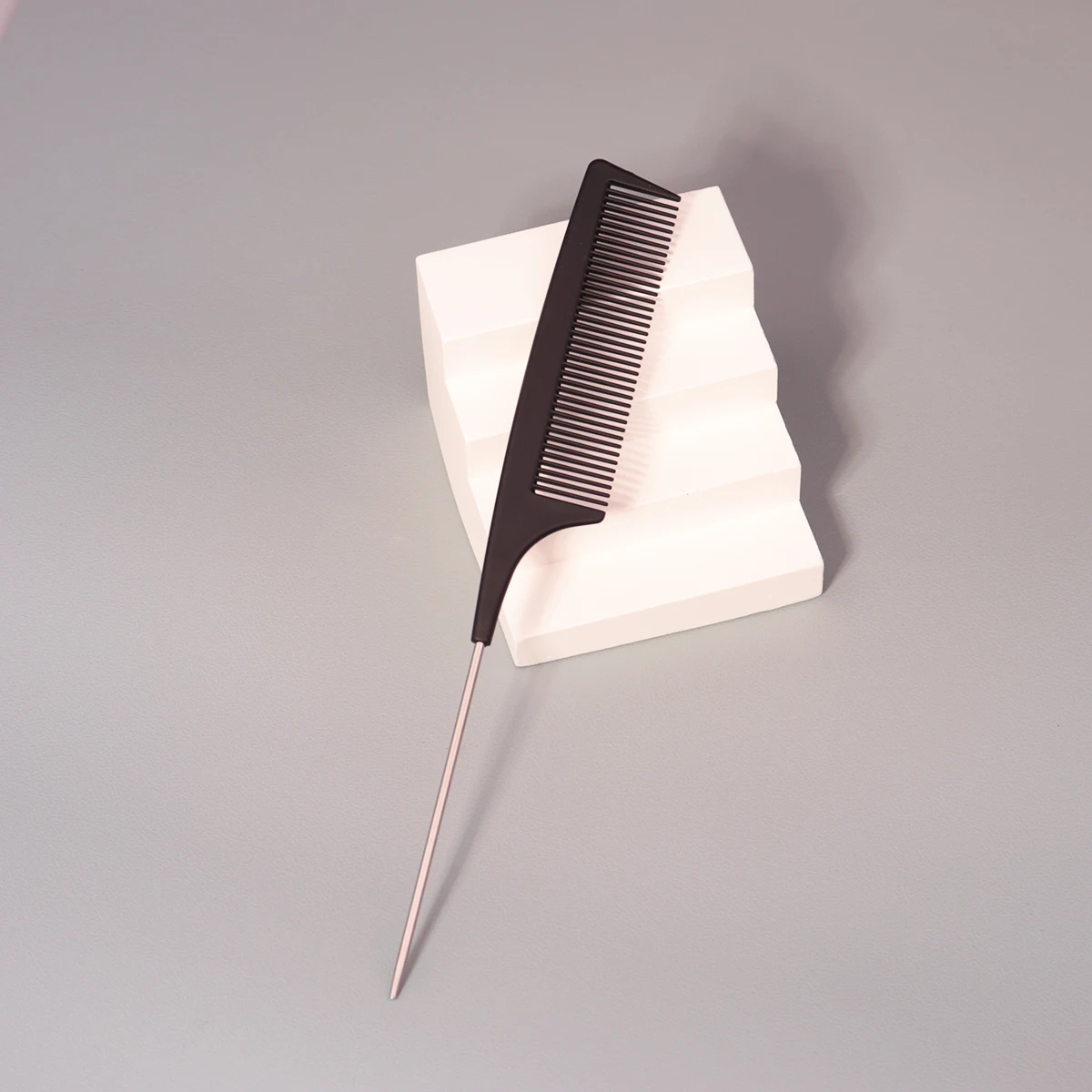 1pc hair styling pointed tail comb, steel needle pointed tail comb, hair salon styling tool, special for real hair wigs