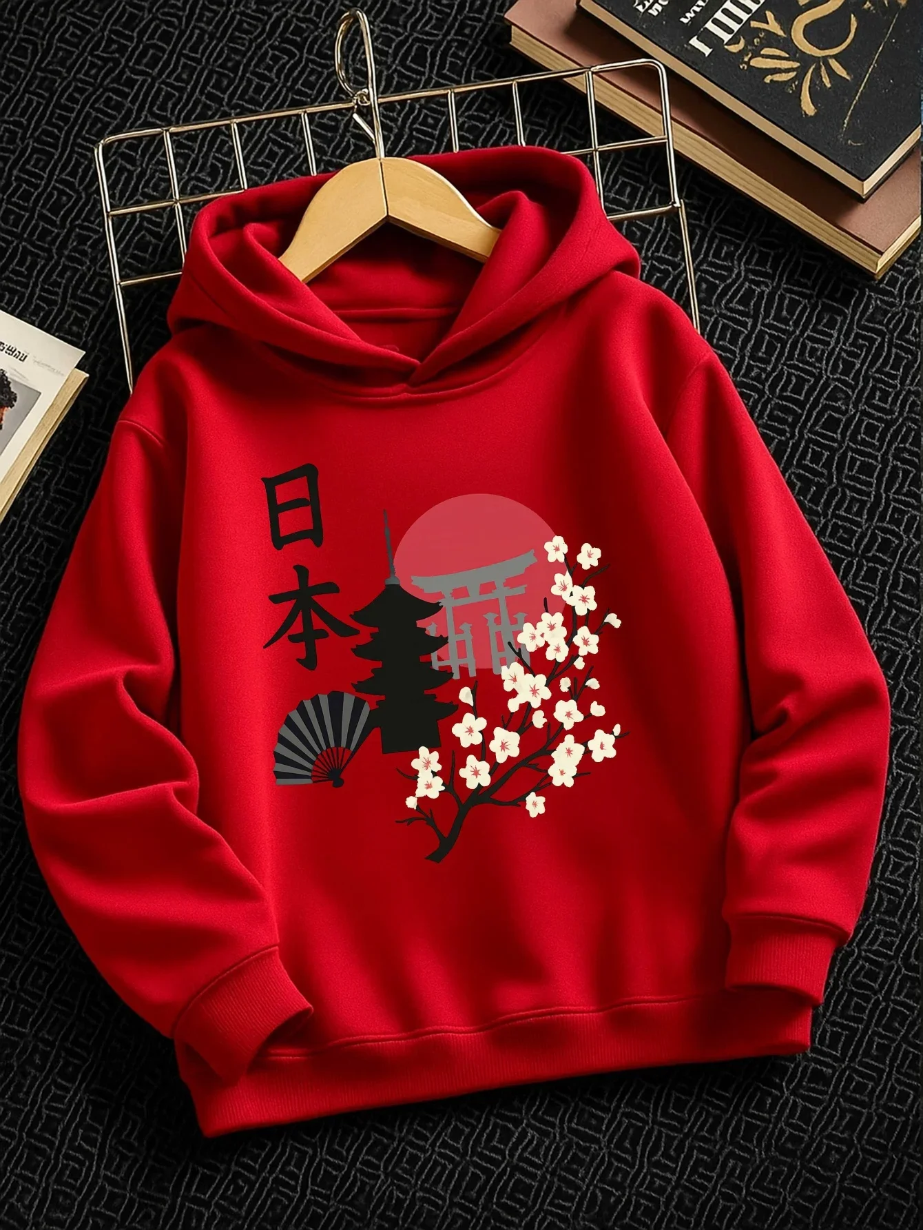 Boys' Casual Hoodie Featuring a Sports Print, Perfect for Autumn And Winter Fashion with a Sakura Pagoda Design