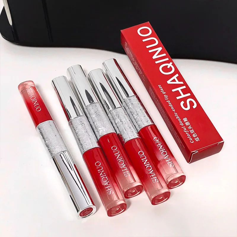 双頭リップグレーズレッドフェスティバルデザインマット&グロッシー2 in 1、バレンタインデーの装飾に最適