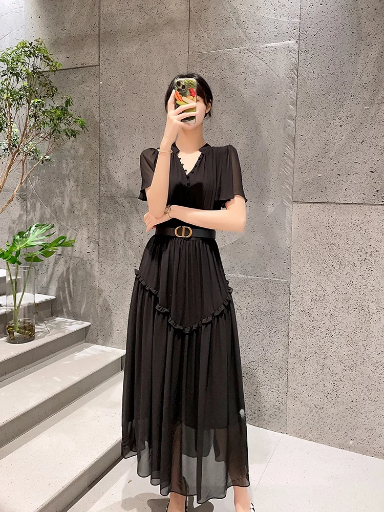 

Summer New V-ne ort Sve Musoom Mouth Lace Ear Large Swing Silk Dr Women's Faion Commute High Waist A-l...