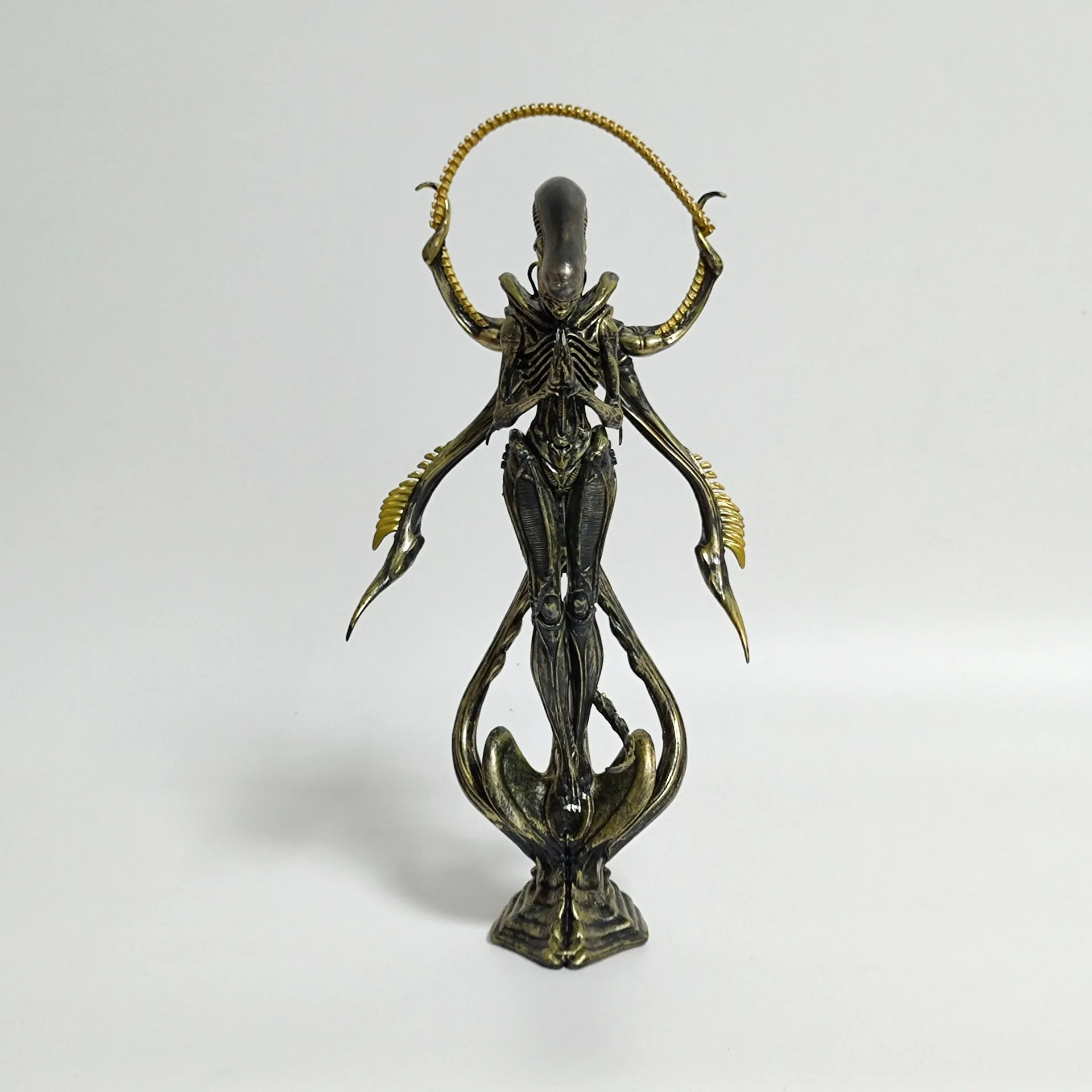 Alien Buddha Sarana Version PVC Action Figure Collectible Model Toy