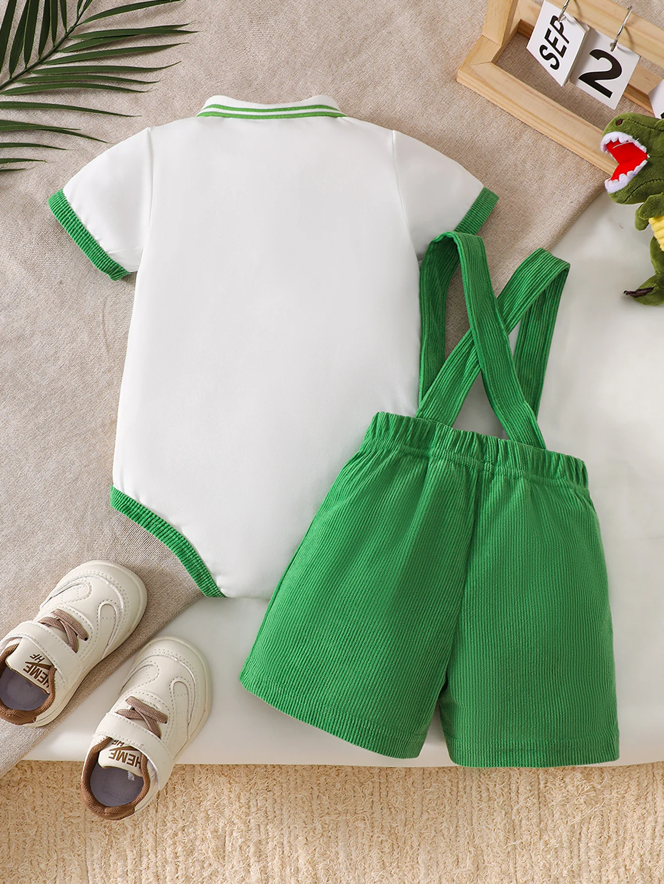 IURNXB 2pcs Summer Cartoon Print Baby POLO Shirt Bow Tie Bodysuit+Suspender Shorts Clothing Set Infant Outfits Formal Wear 1-18M