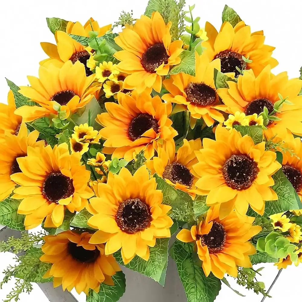 

Outdoor-Safe UV-Resistant Silk Flower Bouquets with 14 Blooms, 17.7 Inches for Weddings and Garden Parties