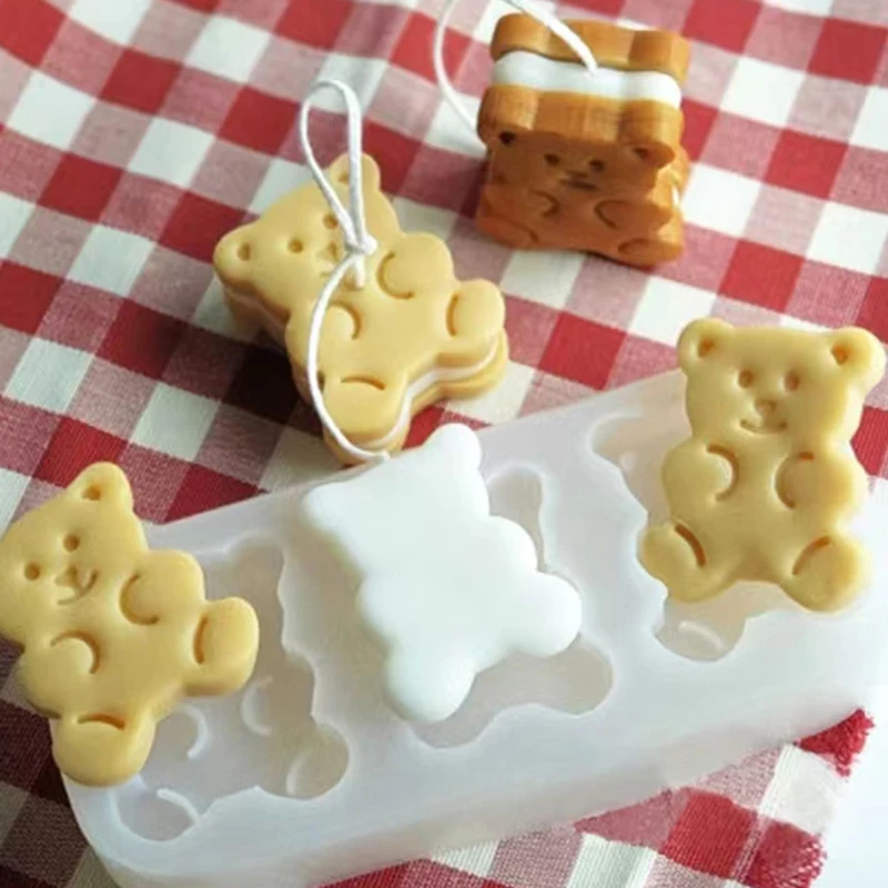 Simulated Teddy Bear Biscuit Fragrance Patch Silicone Mold Handmade Aromatherapy Candle Accessories Small Teddy Bear Cake