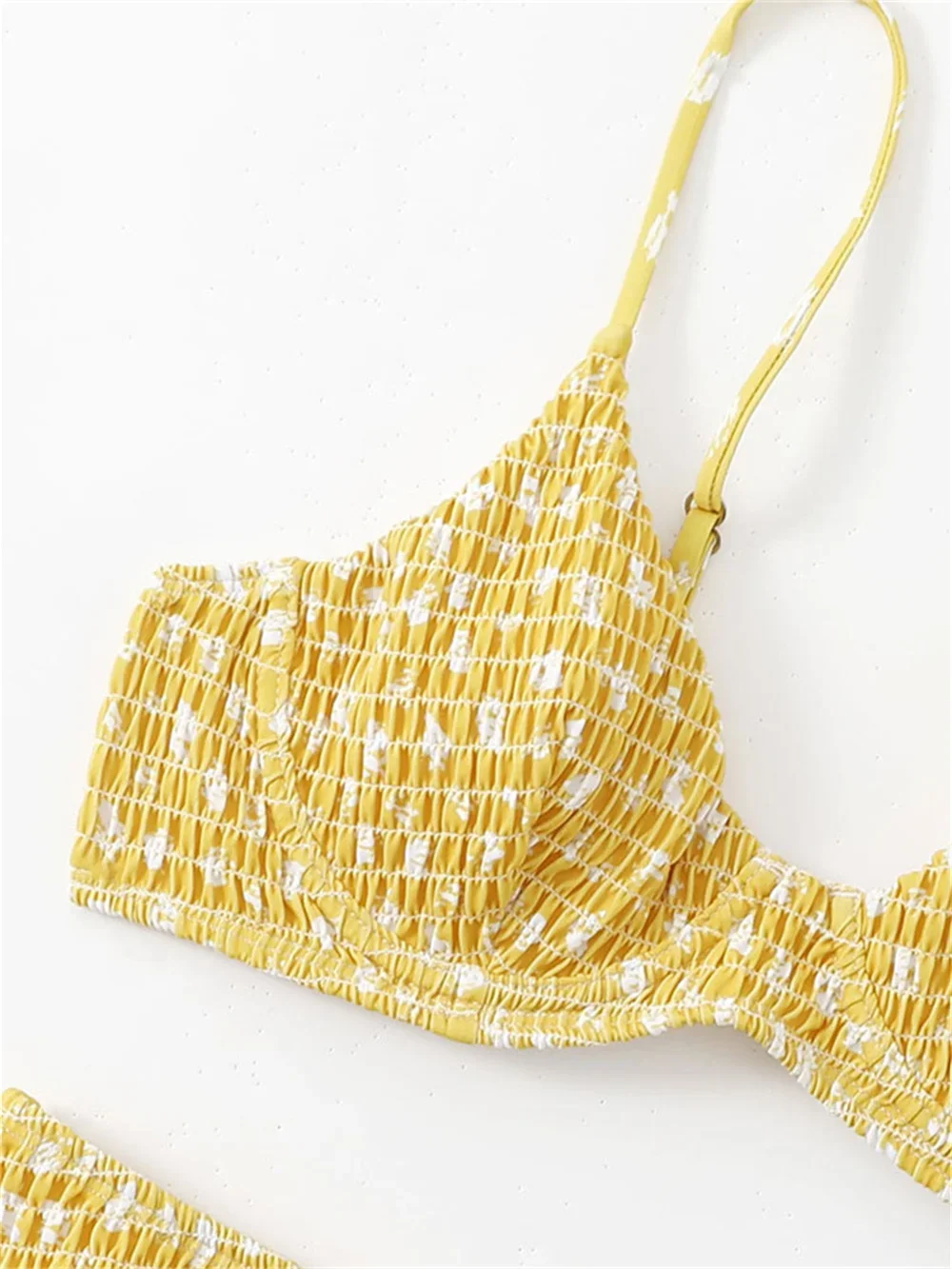 เซ็กซี่ Underwire บิกินี่สีชมพูดอกไม้ชุดว่ายน้ํา Push Up ริ้วรอยห้องพักช่วงวันหยุดชุดว่ายน้ําผู้หญิงชุดว่ายน้ําชุดชายหาด Traje De Bano Mujer