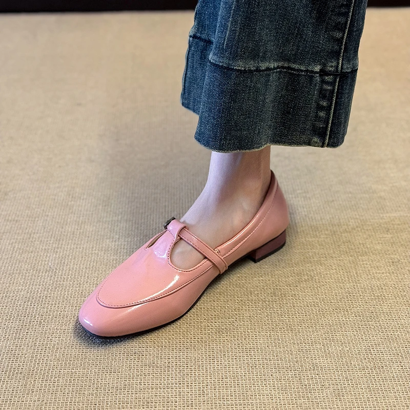 Apartamentos femininos mocassins sapatos casuais tênis rasos mary jane sapatos 2025 verão novas sandálias andando de couro zapatillas de mujer
