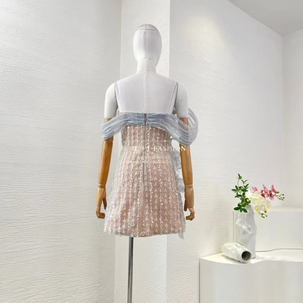 

Sleeveless Shining Sequined Mini Dress2025 New Beautiful Silver High Quality