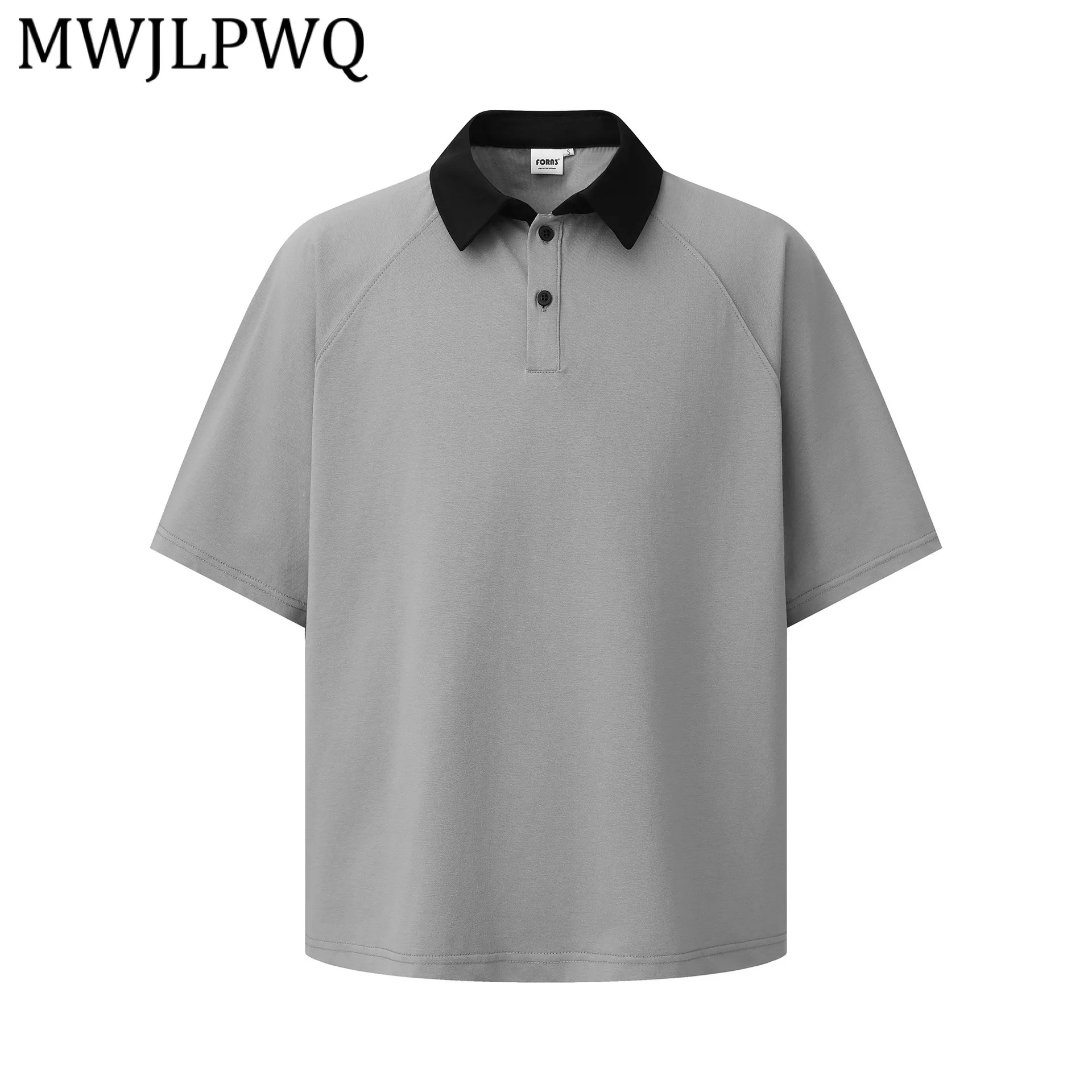 

MWJLPWQ 2026 Новая летняя мужская футболка с контрастными вставками и отложным воротником в американском стиле, простая, универсальная, свободная, повседневная, с коротким рукавом 14780