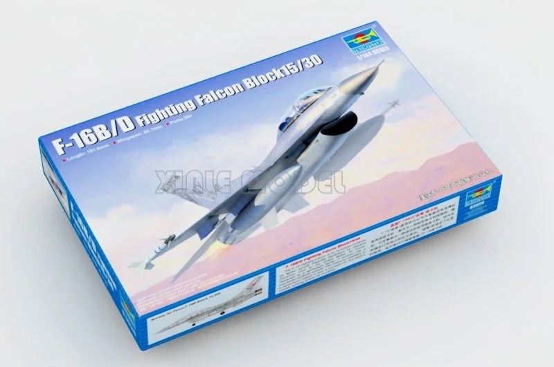 Trumpeter Plastic Assembled Aircraft Model Kit TP03920 US F-16B/D 