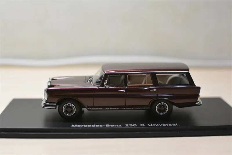 SPARK 1:43 Scale Benz 230 S Universal Touring Edition Resin Car Model