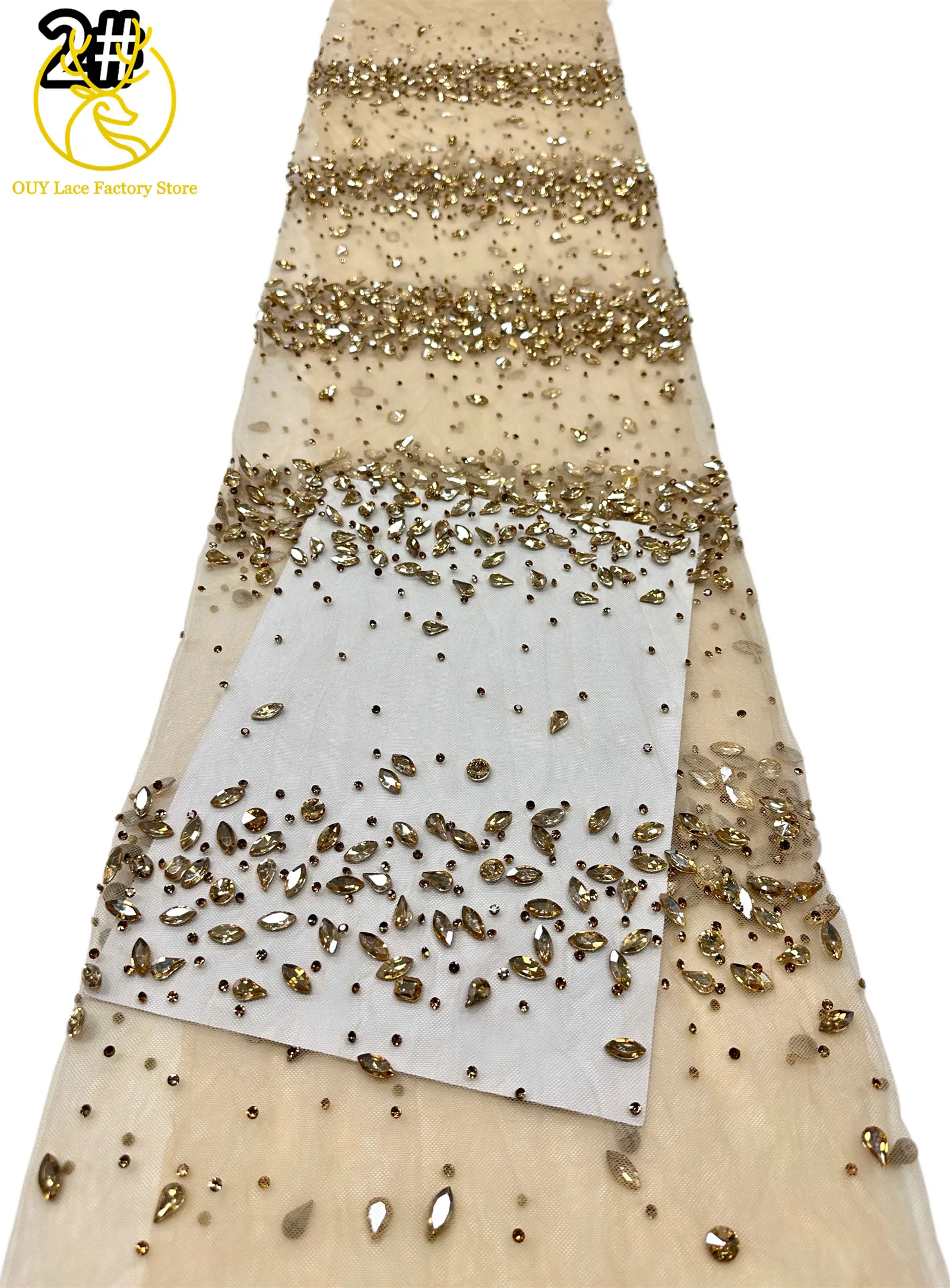 Goldener Luxus-Tüll-Spitzenstoff aus Dubai, hochwertiger nigerianischer afrikanischer Diamant-Tüll-Spitzenstoff für Hochzeitskleidung. – Detail 12