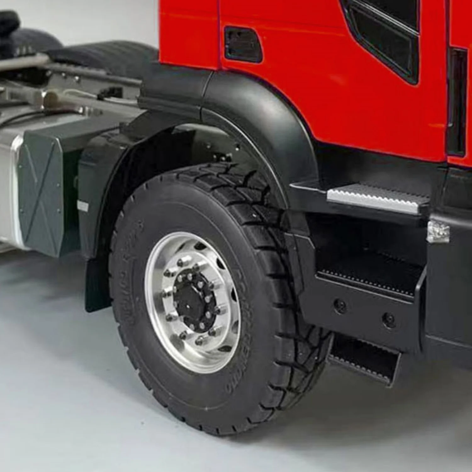 

1/14 6x6 Metal RC Tractor Truck Radio Control Painted Assembled Electric Car Motor Model Sound Light Vehicle Hobby Toys Gifts