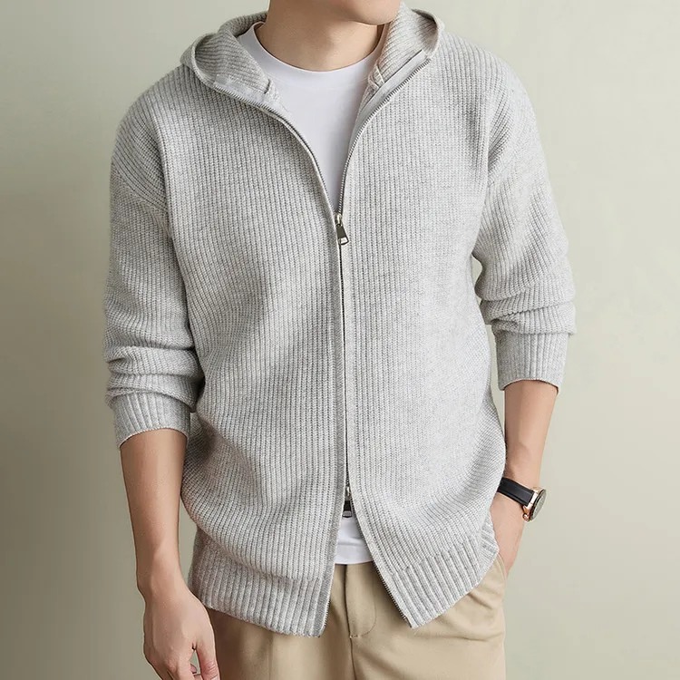Herren-Strickjacke mit Kapuze und Reißverschluss, lässiger, locker geschnittener Pullover im Old-Money-Stil – Detail 12