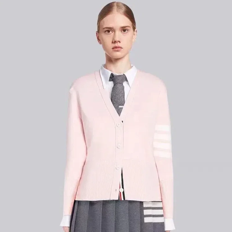 

Pink knitted cardigan jacket for women in spring and autumn, pure desire style, slim fit, V-neck, waist cinching, short pink top