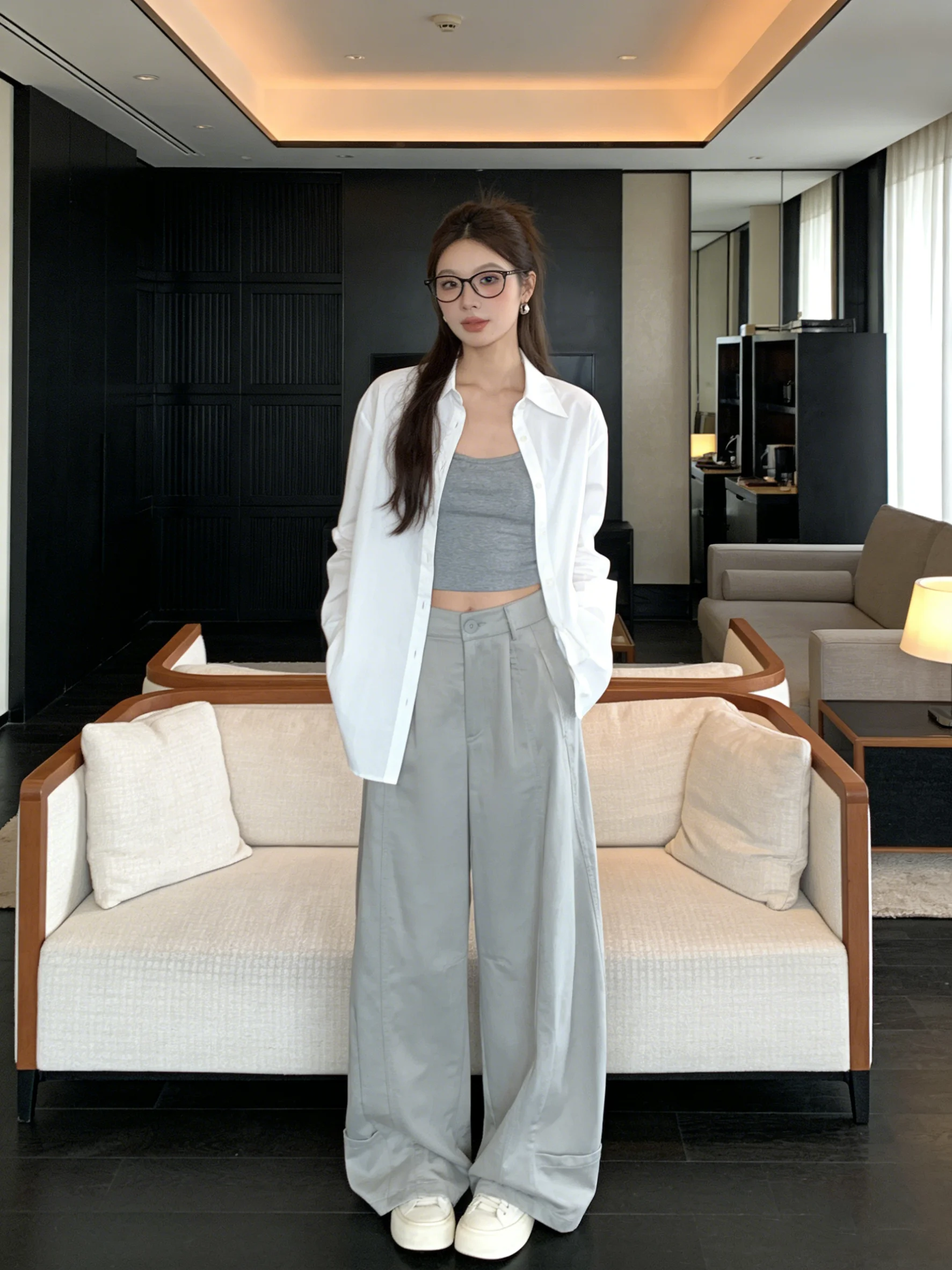 

High Waist Wide Leg Jeans Women's Comfortable Skin-Friendly Loose Fit Casual Korean Style Dream Li Jeans Spring Season