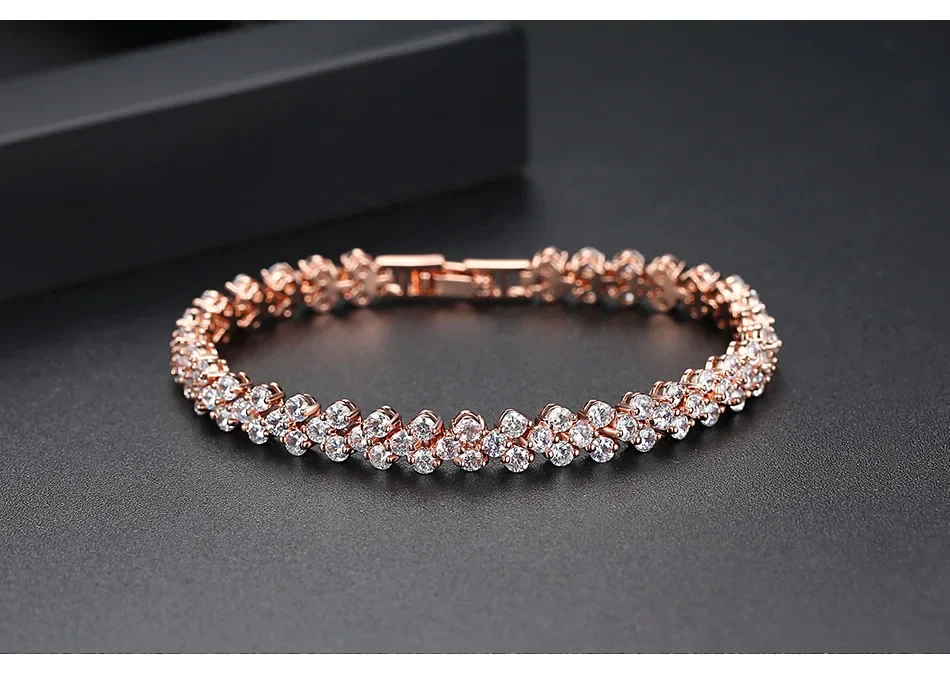 

Europe New Roman bracelet heart shape Woman bracelet female Crystals from Austrian Fashion jewelry