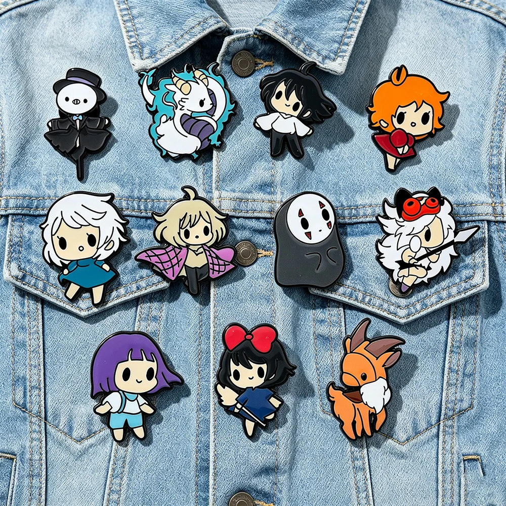 Kawaii Anime Emaille-Anstecknadeln, Niedliche Q-Version Charakter-Broschen, Dekorative Metall-Pins für Jeansjacken Taschen Geschenke für Frauen