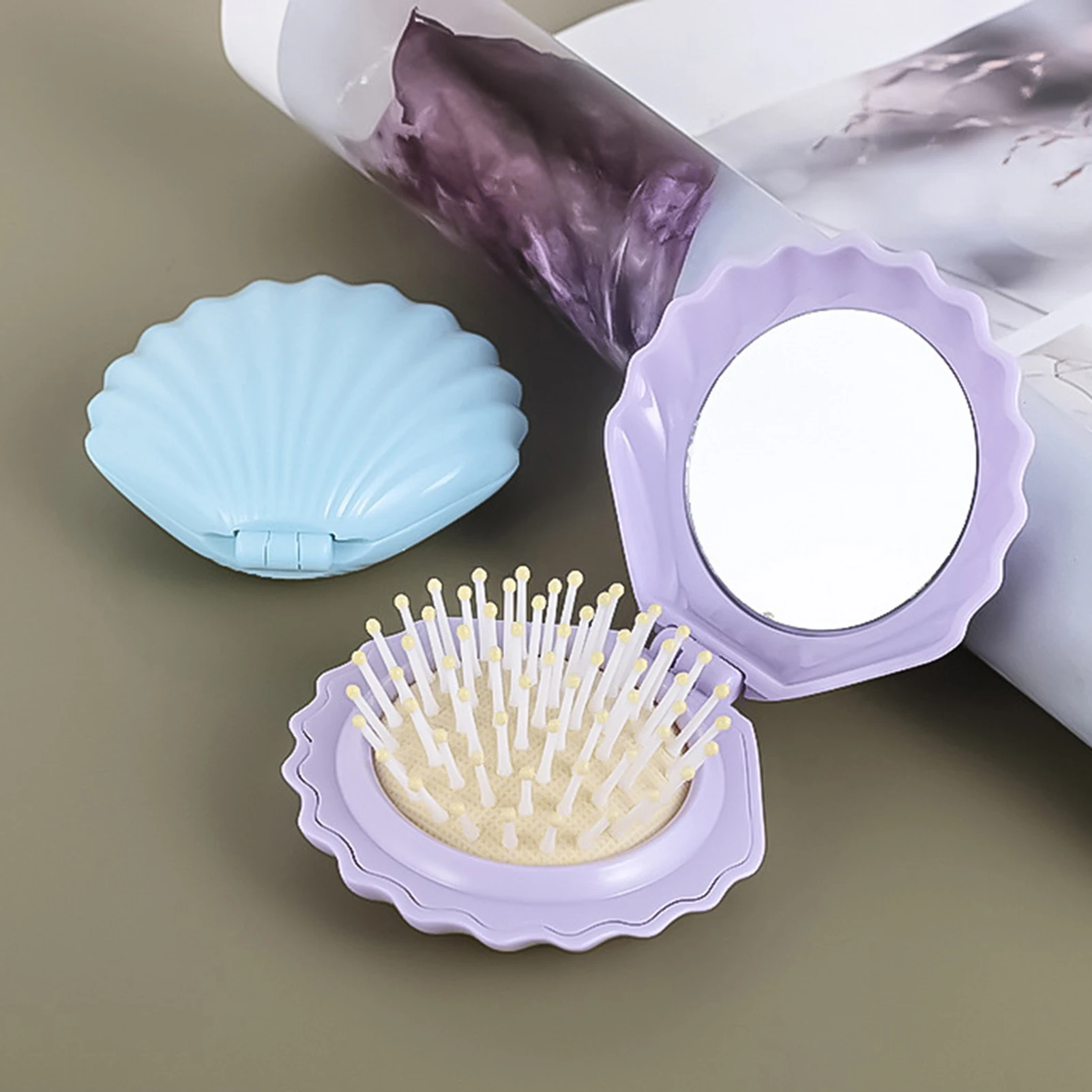 

Portable Mini Air Cushion Comb Creative Scallop Shaped Anti-static Comb Pocket Comb With Mirror For Outdoor Makeup Repair