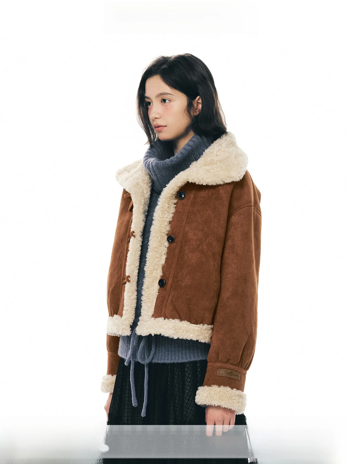 

WhyBerry Winter Love Brown Leather Fur Inteated ort Jaet Lamb Fur Thi Warm Top Women's Faion Vintage Sle Coat