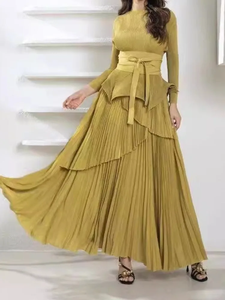 GVUW Pleated Fashion Party 2 Piece Set Women Round Neck Irregular Belt Gathered Waist Solid Color Long Skirts 2024 New 32C1114