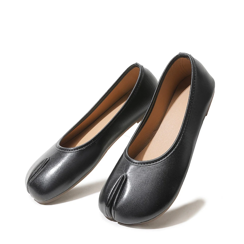 

Women's Casual Flats, Lightweight Split Toe Slip On Shoes, Summer Comfortable Soft Sole Walking Shoes for Daily and Office Wear.