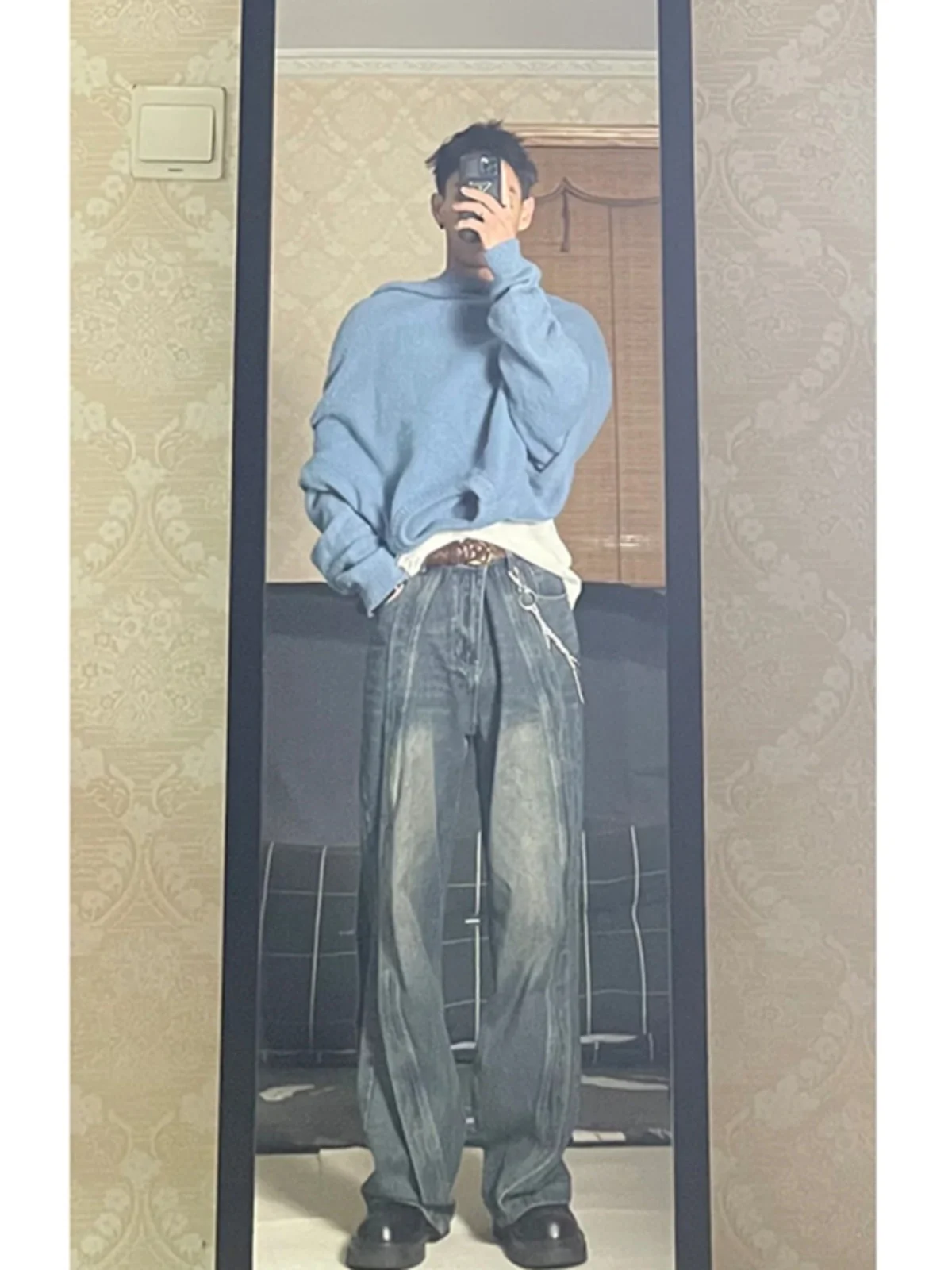 

Мужские джинсы из синего выстиранного денима, осенне-зимние, прямого кроя, рабочие брюки с дизайнерскими вставками, в американском уличном стиле, молодежные, модные.