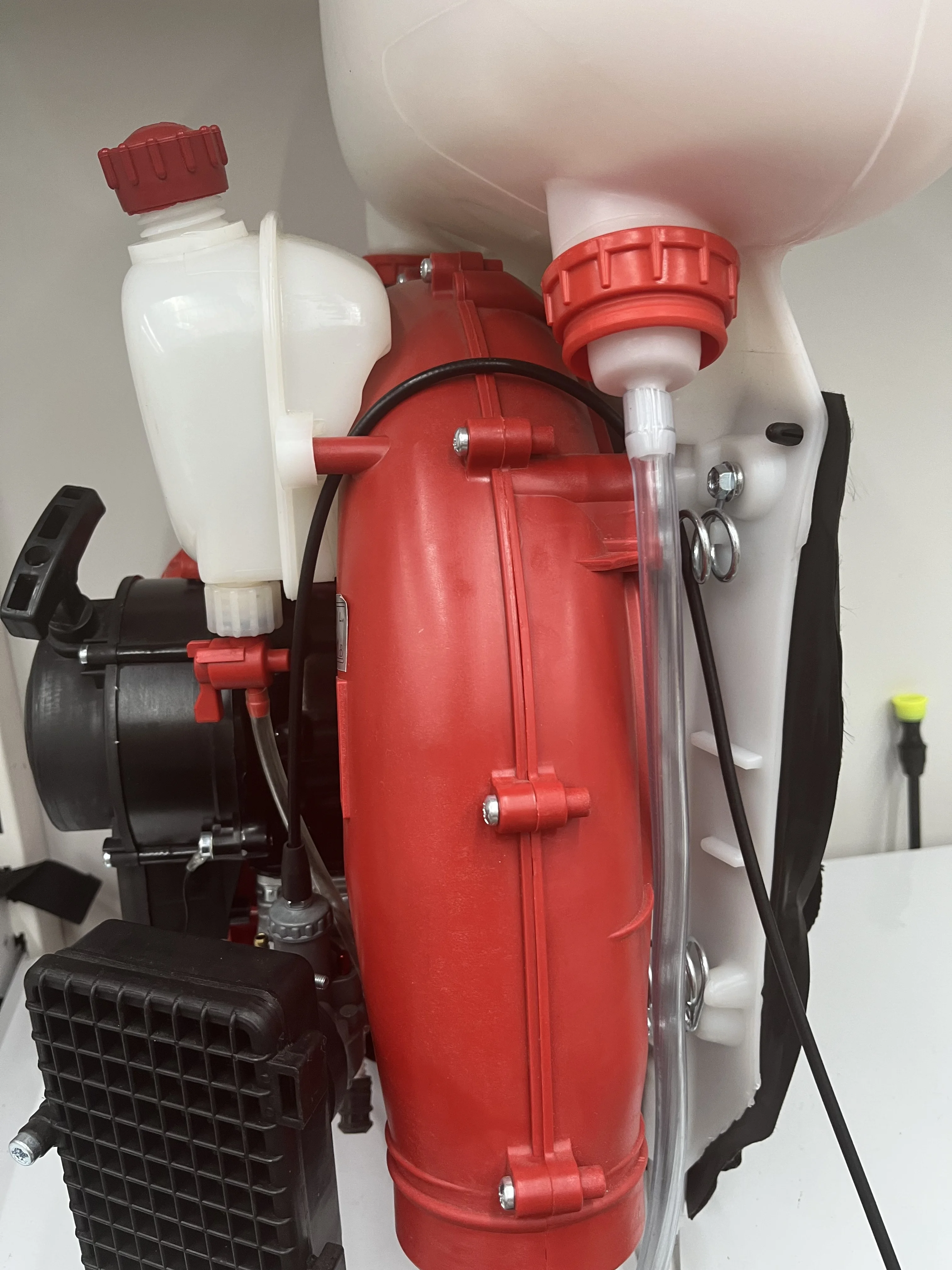Direct Factory Wholesale SOLO423 72.3cc Backpack Sprayer Efficient 72.3cc Engine Motor Trusted Mist Blower For Agricultural Use