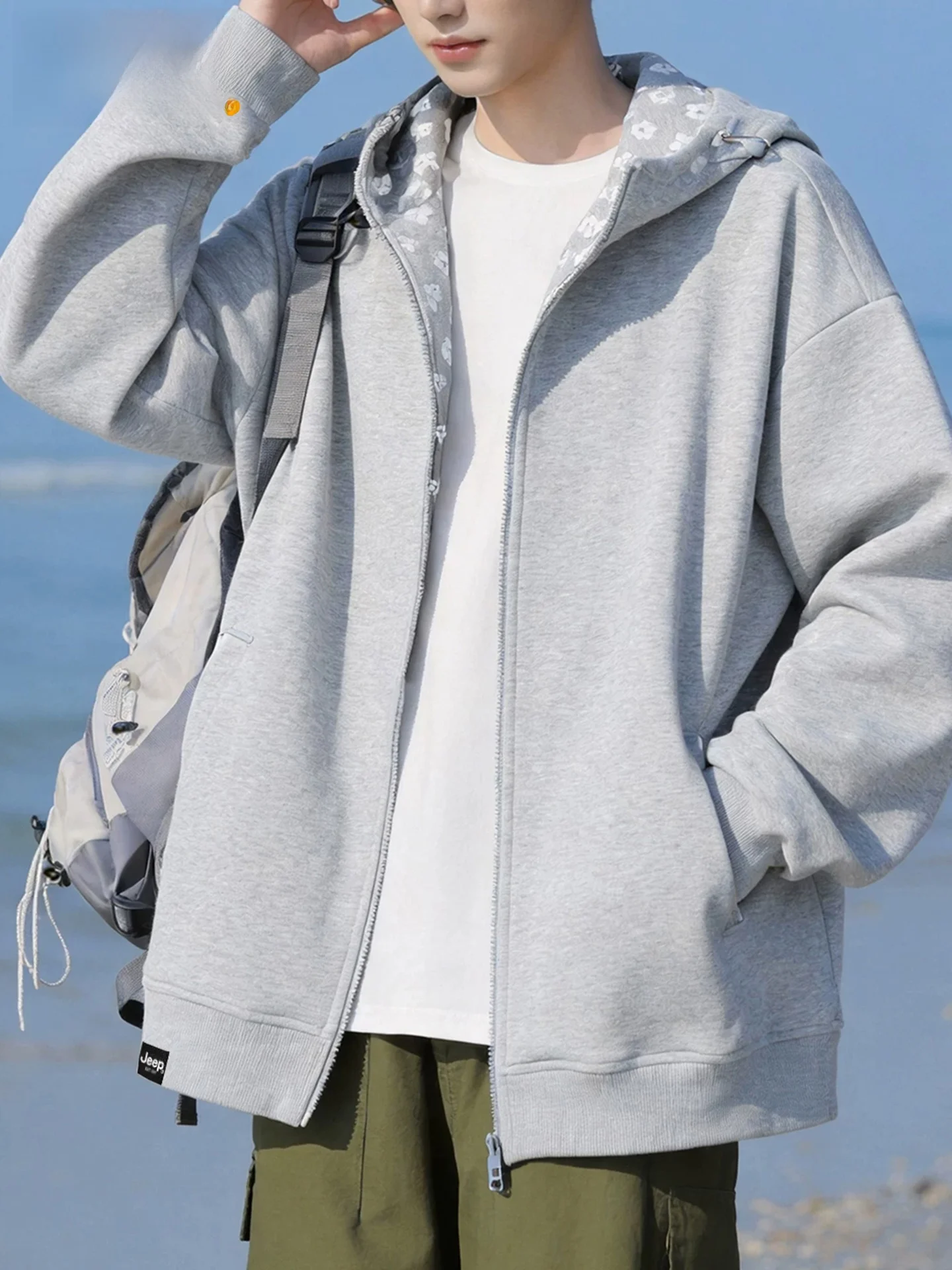 Hoodie Estilo Americano com Corte Solto e Manga Longa para Homens, Jaqueta Casual de Primavera e Outono, Confortável e Quente...