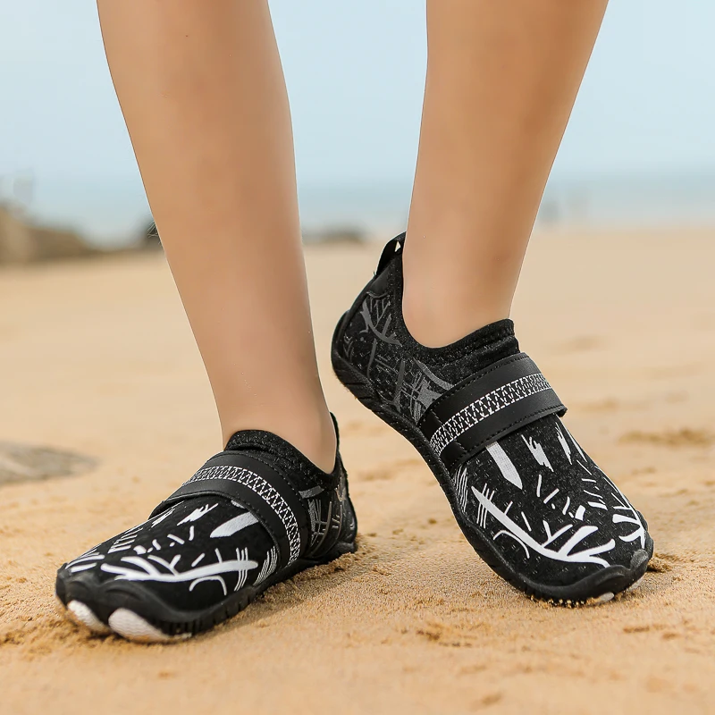 

Water Shoes Kids Summer Aqua Shoes, Anti-slip Water Shoes for Men and Women, Barefoot, Beach, Sport Sneakers