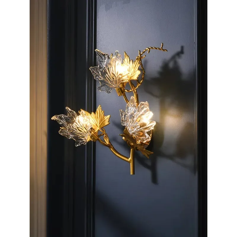 

MandosBor Light luxury living room wall lamp, postmodern hotel club, high-end villa background wall, bedroom design, maple leaf