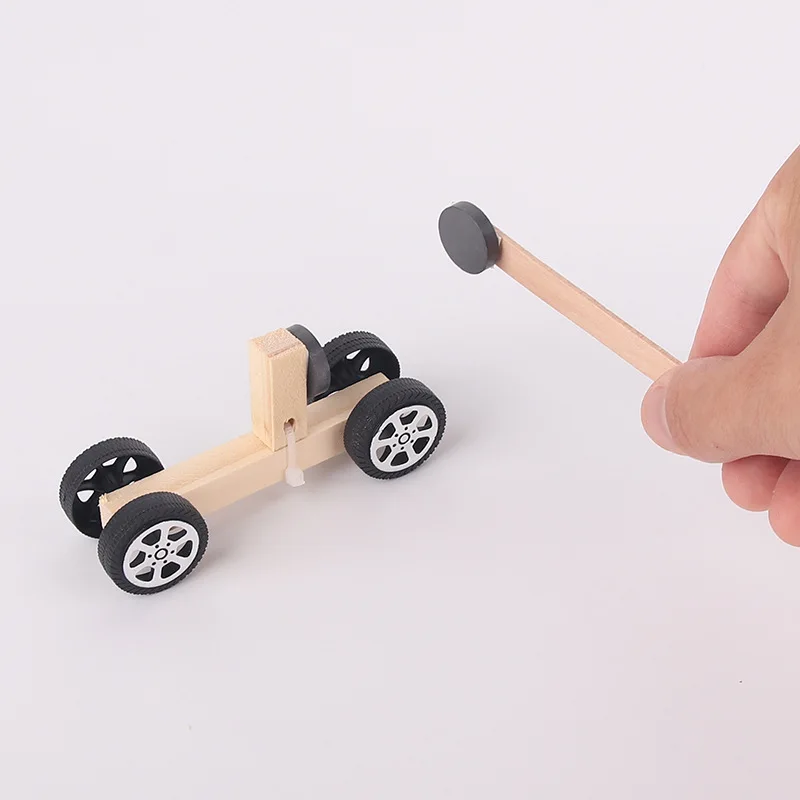 Magnetic Force Car DIY Handcraft Puzzle Assembly Model Physics Fidget Gadget Desktop Scientific Holiday Party Gift Adults