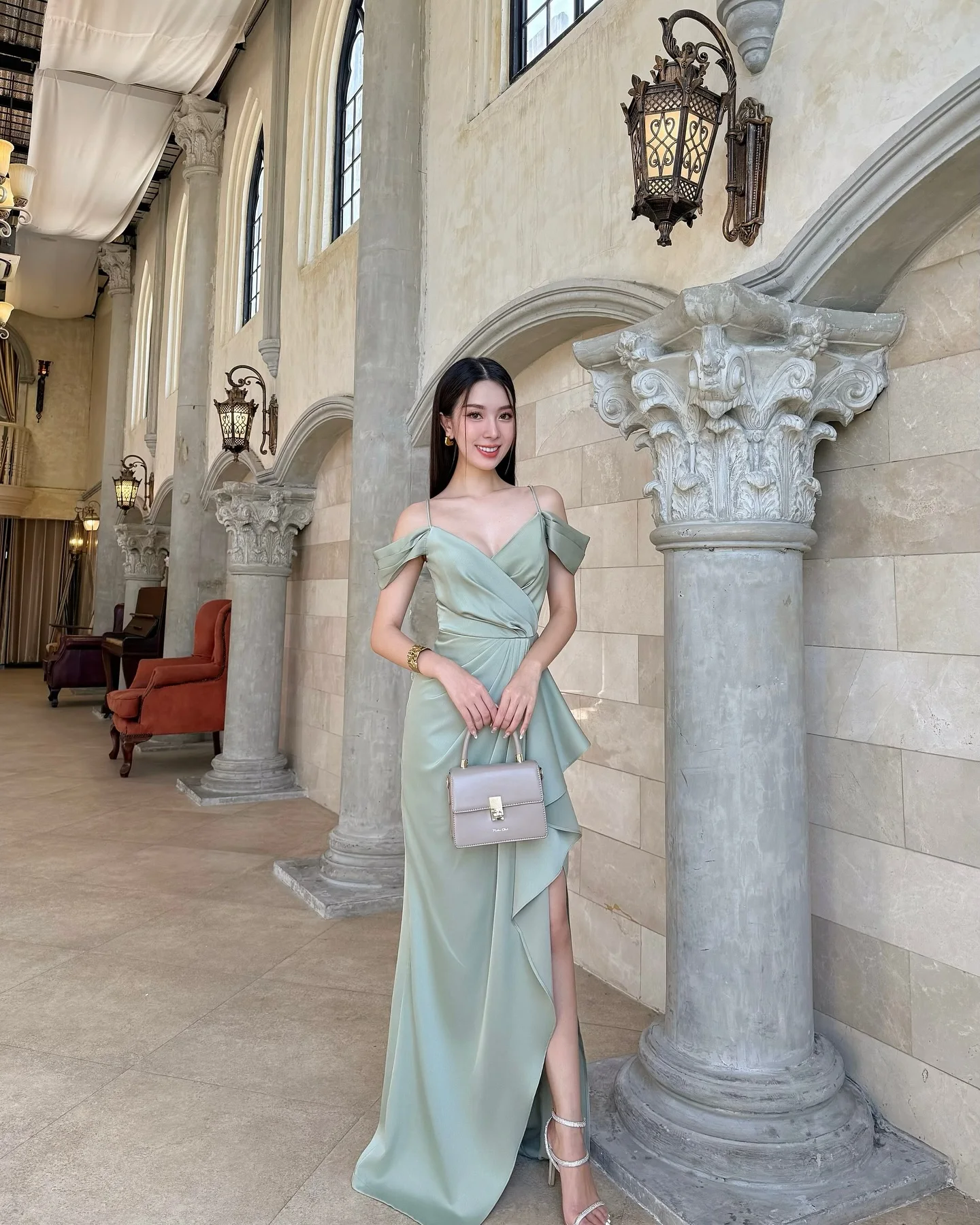 

Customized Fashion Strapless Satin Off the Shoulder Evening Dresses Elegant Floor Length Celebrity Gowns Vestido De No