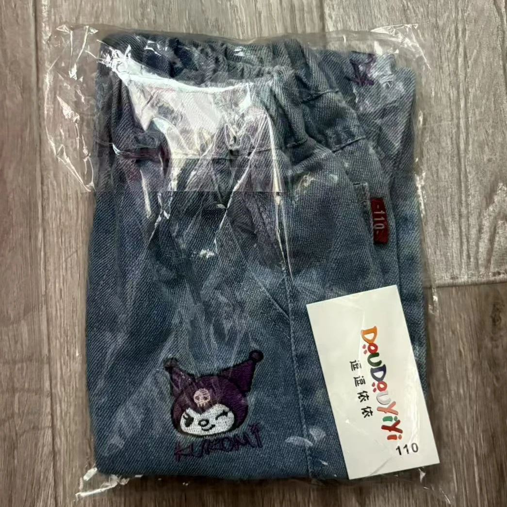 

Новые джинсы Sanrio, корейские детские универсальные брюки с вышивкой Kawaii Kuromi, милые весенне-осенние брюки для девочек