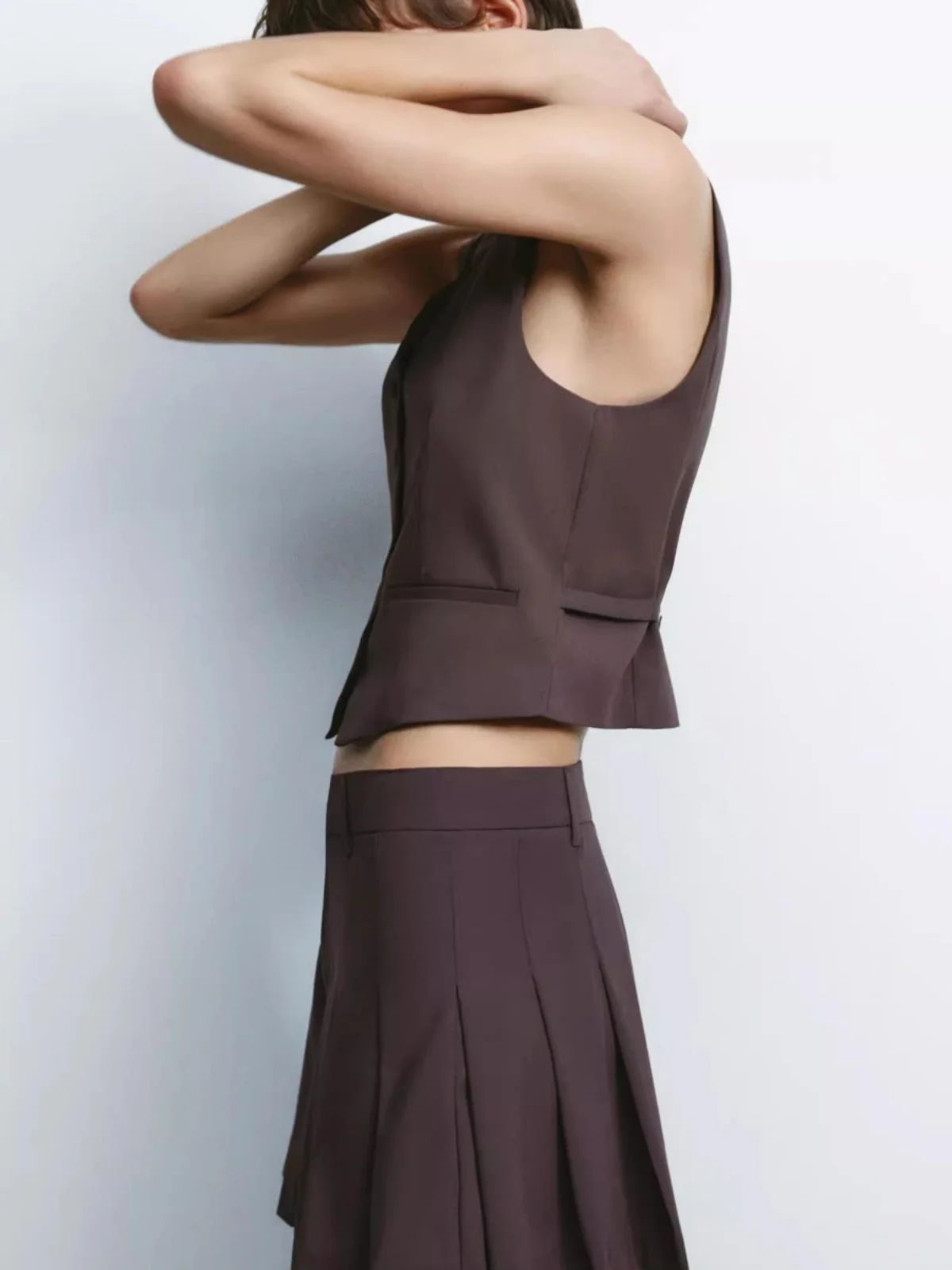 

Spring 2025 Women's Commute Slim Fit Vest with Sa V-Ne Svel Tank Top Polyester Fiber ort Length Single Button