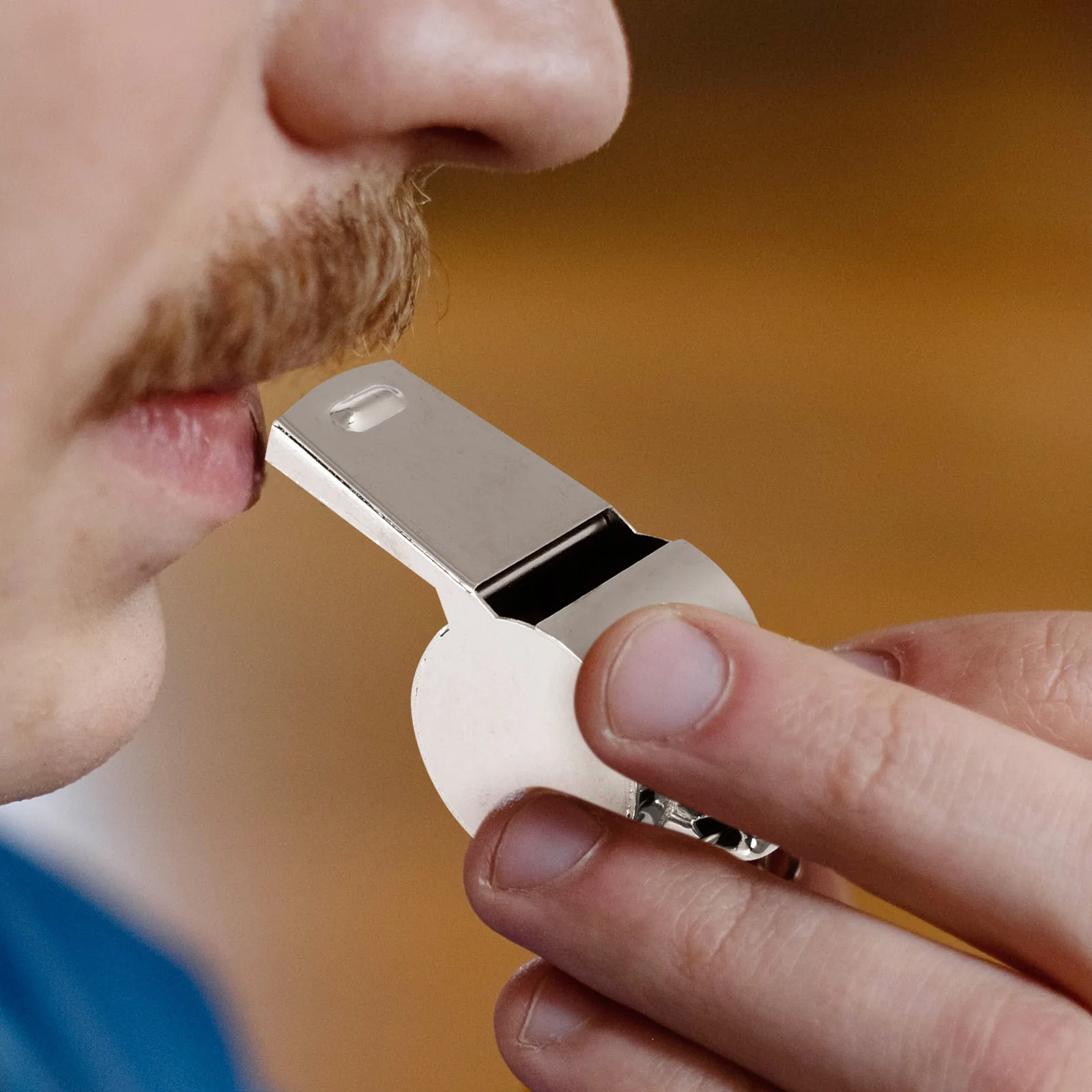 2 قطعة صفارات المواد عالية الجودة الحكم المهنية هش الصوت خفيفة الوزن معلقة لصفارات الحكم الرياضية #1