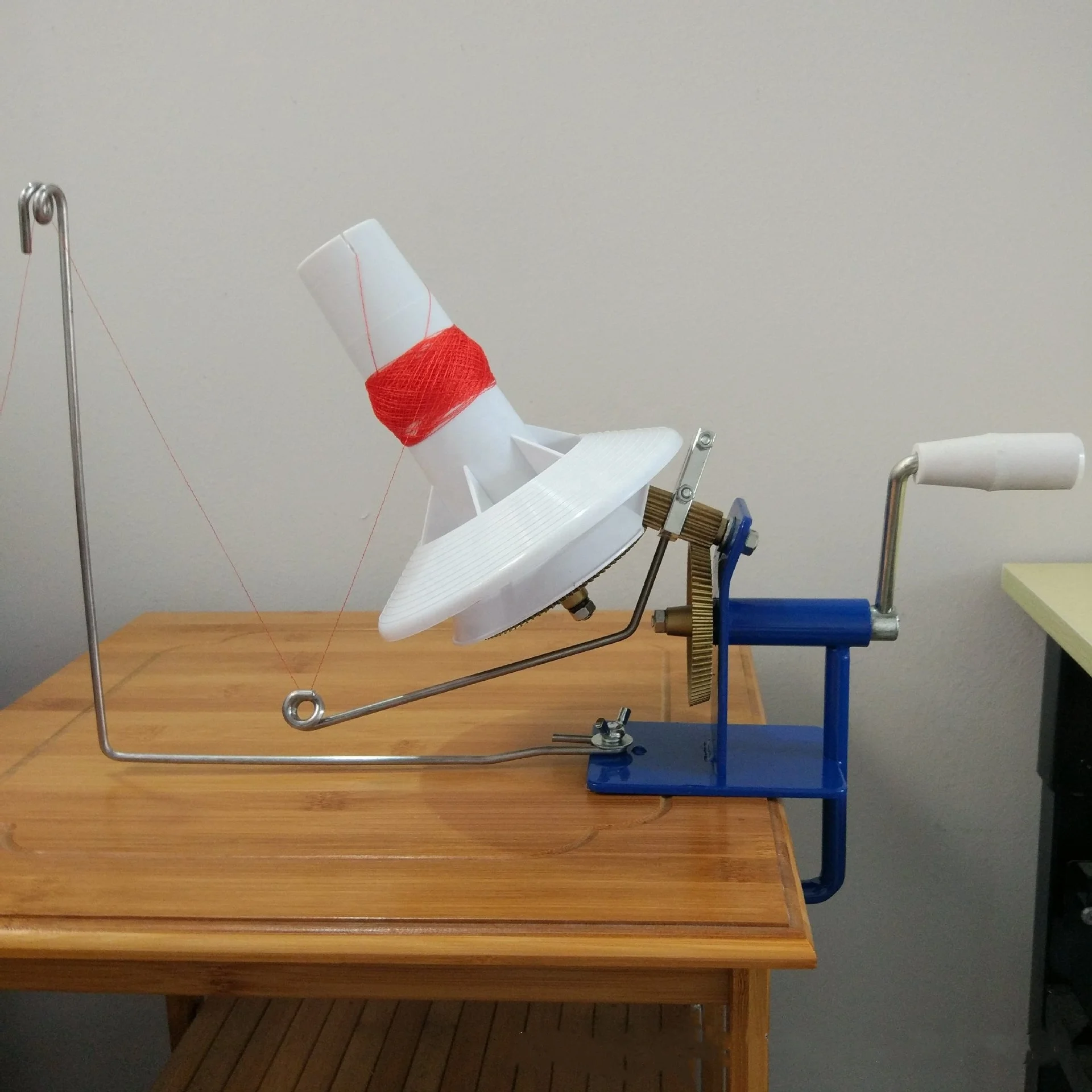 Durable Manual Yarn Winder Portable Hand Operated Wool String Ball Winding Machine Household Knitting Tools