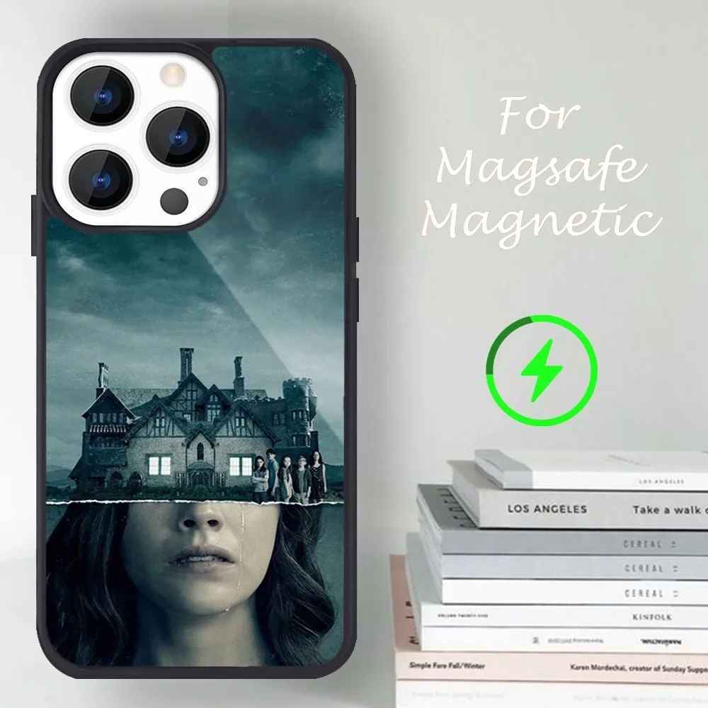 Movie A Haunting in Venice Phone Case For iPhone 14 13 12 11 15 Pro Max Magsafe Magnetic