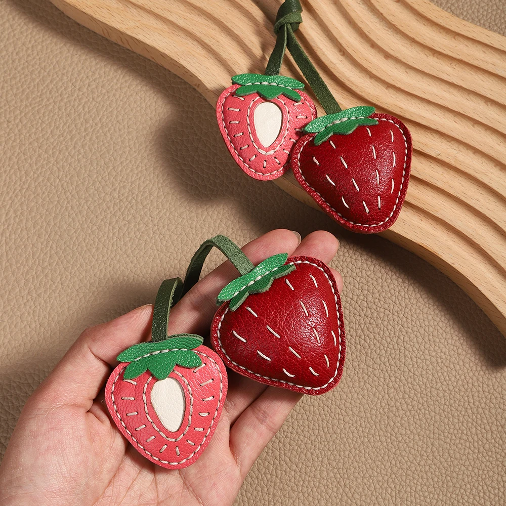 Handmade Genuine Leather Bag Charm Dual Color Strawberry Keychain Purse Charms Bag Pendant for Handbags Gift Bag Accessories