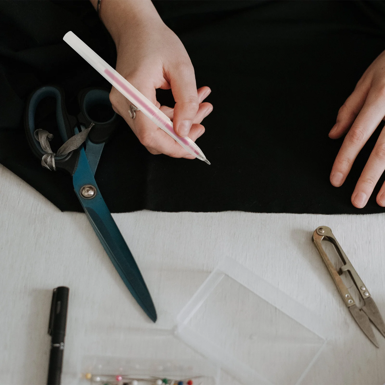 40 قطعة علامة قماش عبوات حبر قابل للمسح بالحرارة ارتفاع درجة الحرارة تختفي أقلام للخياطة بمناسبة عبوات المحمولة #3