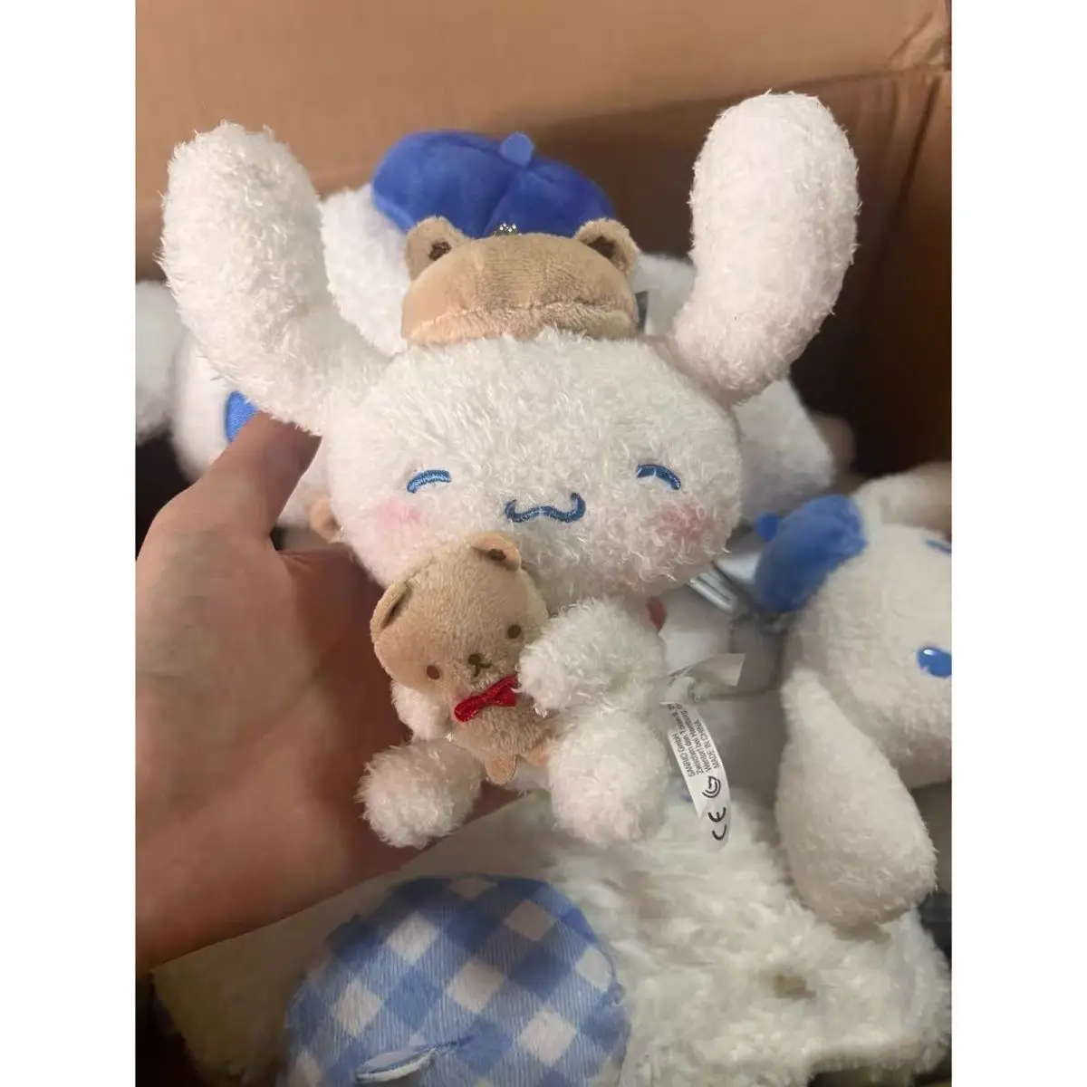 かわいいサンリオシナモロールぬいぐるみペンダントアニメ漫画かわいい学生バックパックぶら下げ装飾女の子の誕生日プレゼントおもちゃ