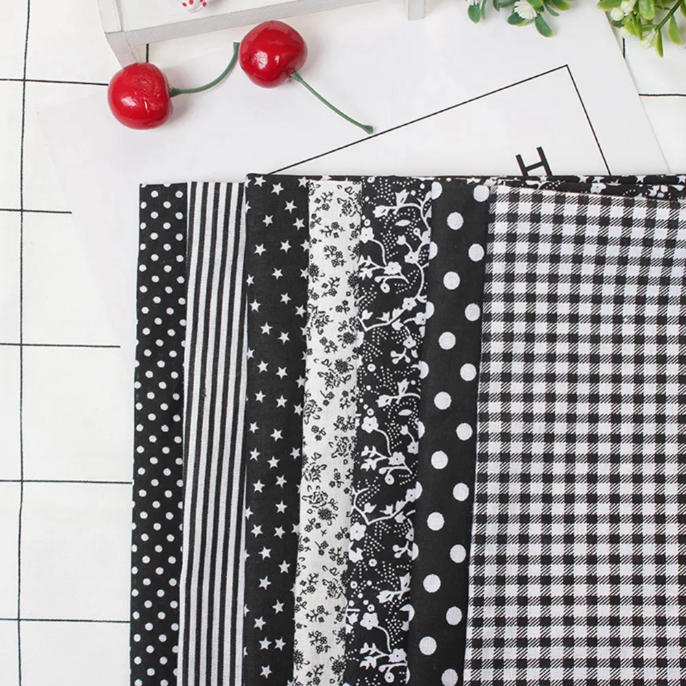 7Pcs Assorted Cotton Pre Cut Fabric Squares Black 250*250mm Cotton Fabric Bundle DIY Craft Fabric Pack for Patchwork