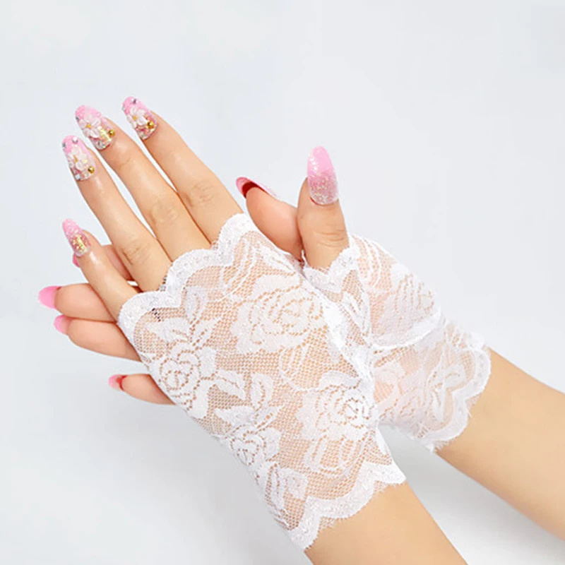 Sexy Lace Short Hand Fingerless gloves Summer Fingerless Mittens Ladies Thin Mesh Half Finger Fishnet Sunscreen Driving Gloves